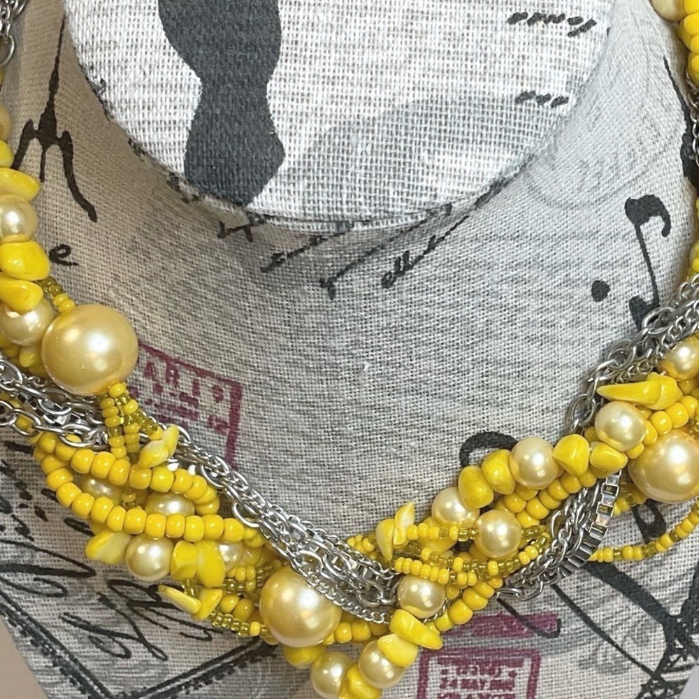 Bold Vintage Multi Strand Beaded Necklace Twisted Yellow Jewelry - Picture 4 of 6